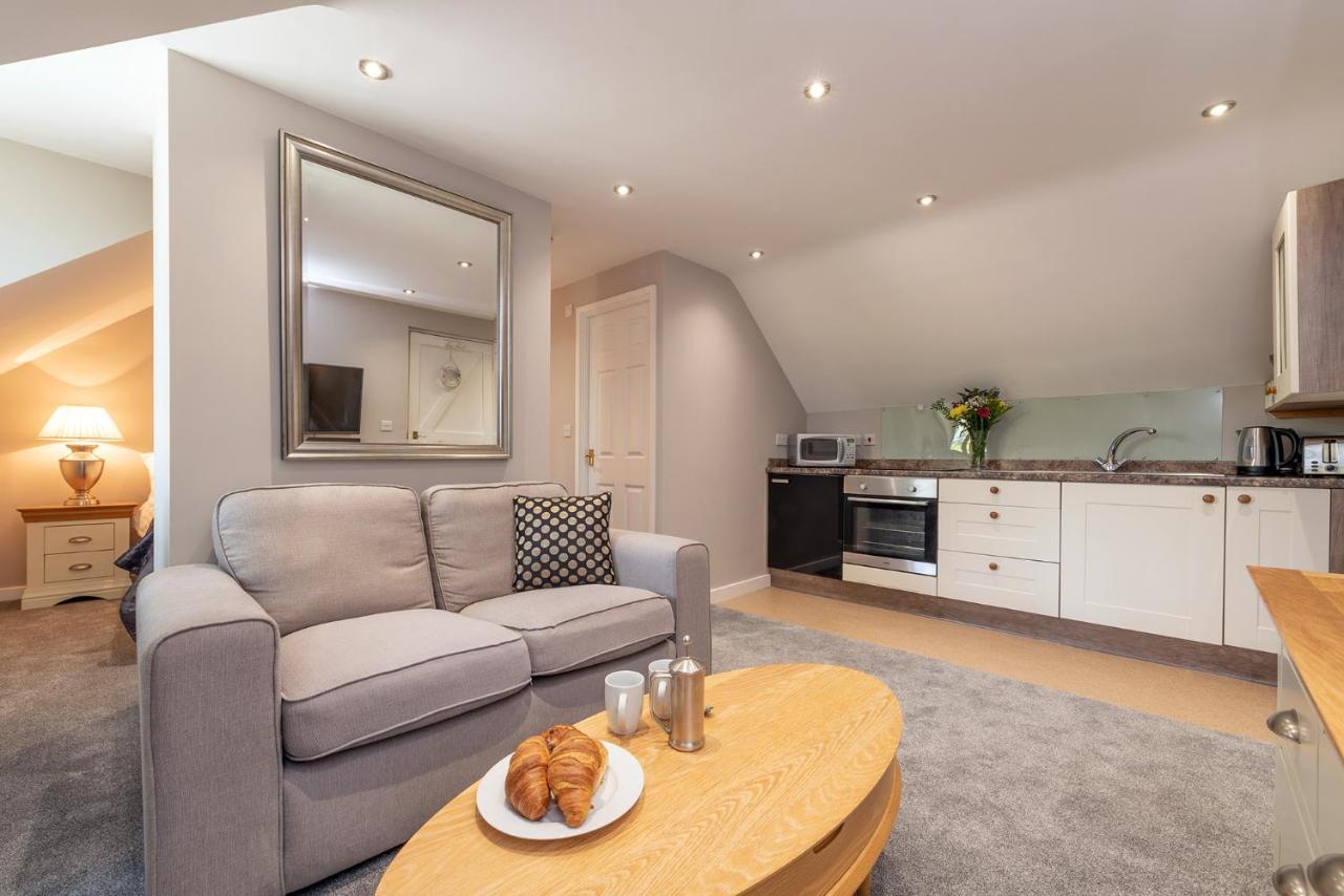 Hamble Retreat Studios And Lodge Warsash Εξωτερικό φωτογραφία
